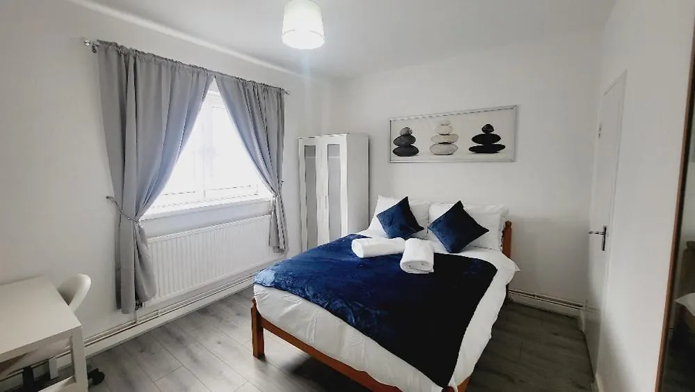 The Aryton Gould House - 2 To 3 Bed Apartment Londres